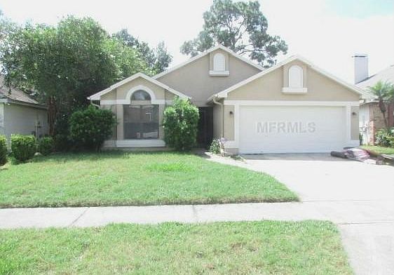 1st image of 353 River Chase Dr