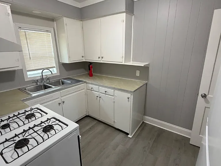 609 Belvedere Rd — Photo 17