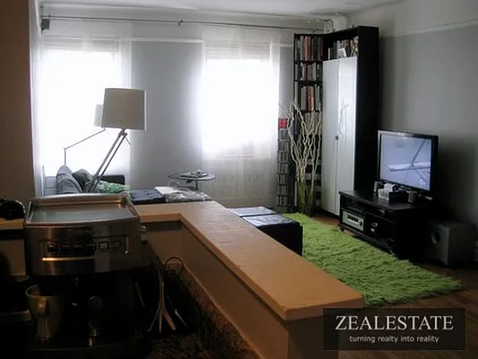 Rented by ZealEstate Group Inc | media 65