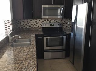 15430 NW 12th Ct, Pembroke Pines, FL 33028