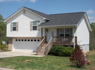 1110 Brookstone Cir, Dalton, GA 30721