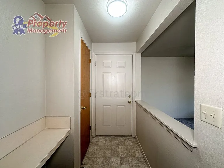 2899 W Malad St — Photo 3
