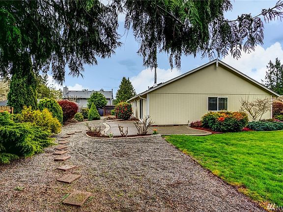 4th image of 8732 51st Way NE