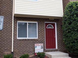 802 Brethour Ct, Sterling, VA 20164