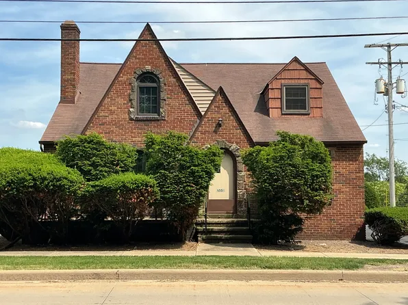 4551 Grayton Rd, Cleveland, OH 44135