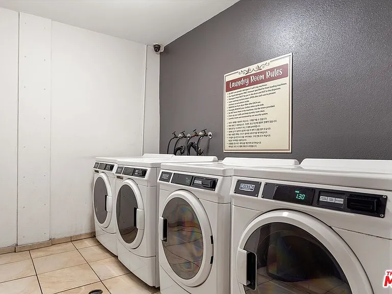 620 S Gramercy Pl #327 — Photo 7