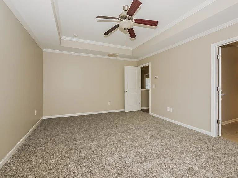 102 Worthing Ln — Photo 10
