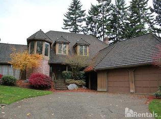 14311 NE 10th Pl, Bellevue, WA 98007