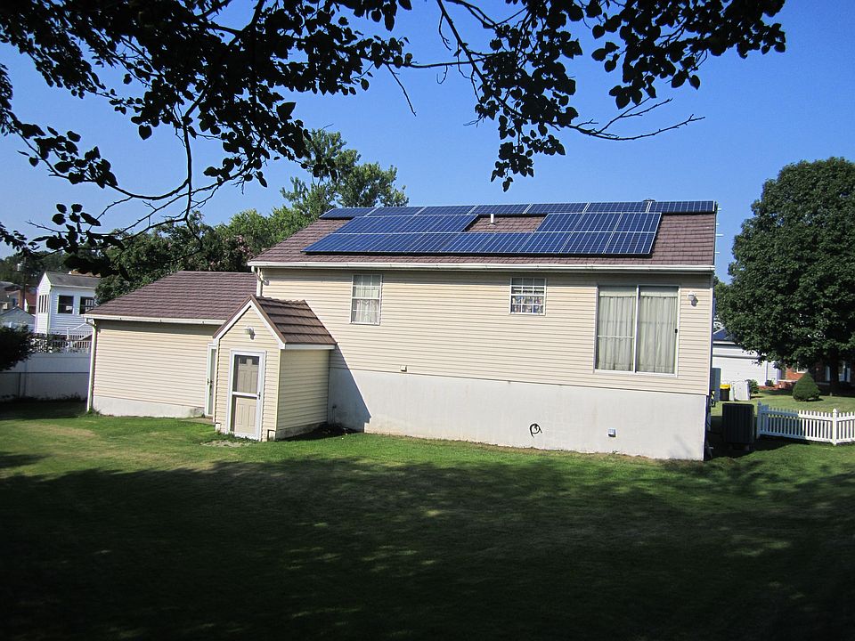 2nd image of 205 Caswell Ave