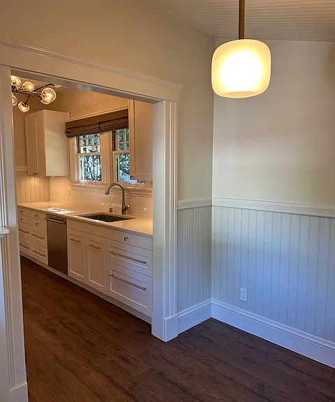 220 Throckmorton Ave — Photo 32