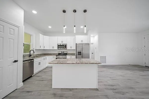 3908 Garienda Ave — Photo 13