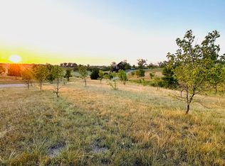 16 Pelican Roost Rd #3, Brule, NE 69127