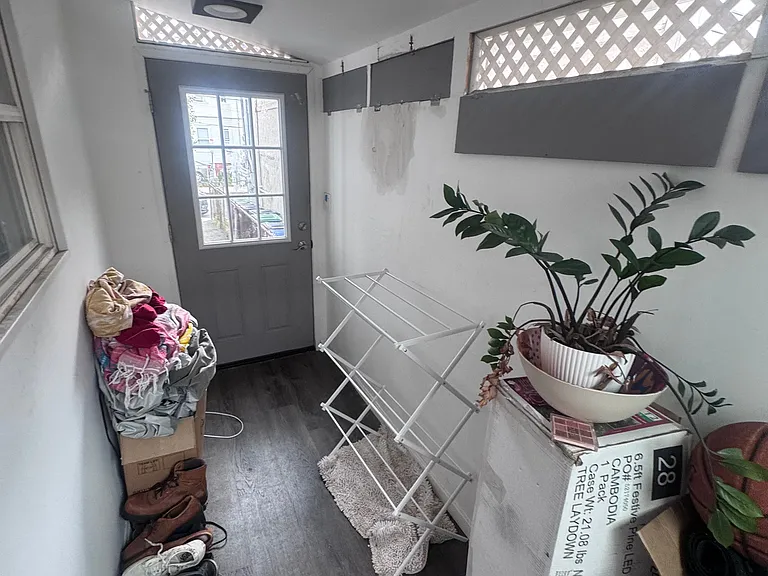 10 Wallace St #1L — Photo 10