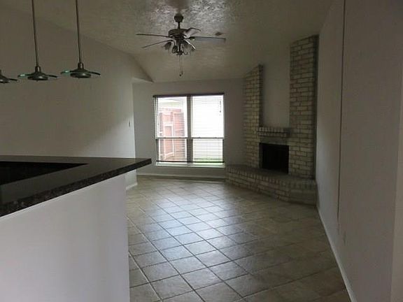 5th image of 11815 Oakner Dr