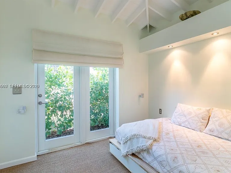 1123 Bay Dr — Photo 22
