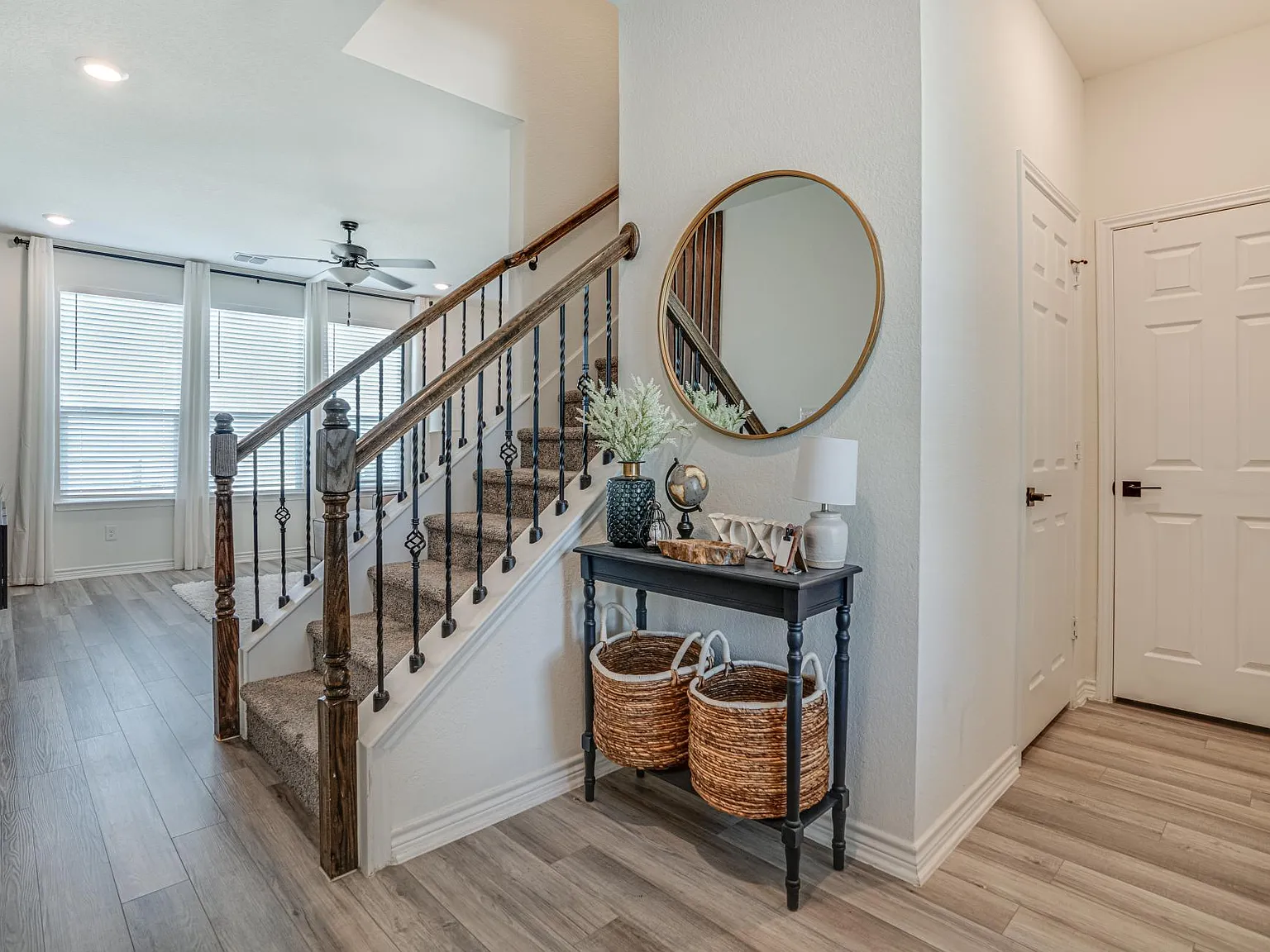 1806 Overlook Bnd — Photo 4