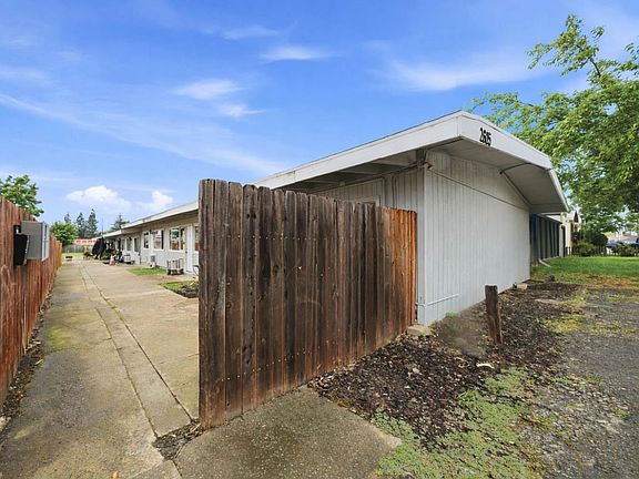 5th image of 2605 Albatross Way
