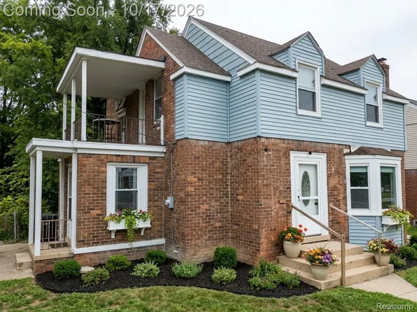8710 W Davison, Detroit, MI 48238