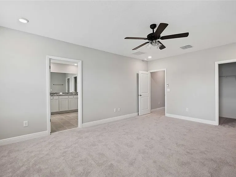 2560 Warren Acres Blvd — Photo 20