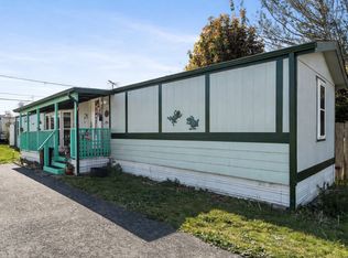 91323 Sandstone Ln, Coos Bay, OR 97420