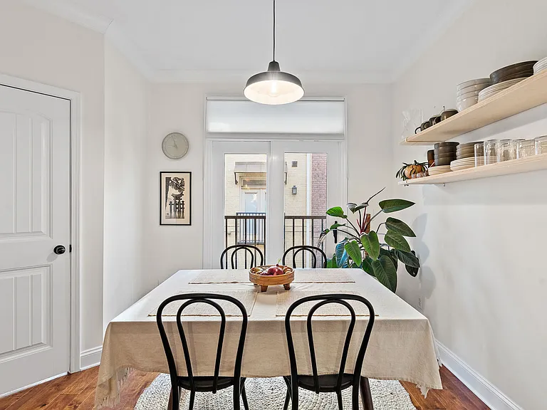 3146 Belwood St — Photo 4