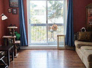2 Chittim Rd #205, Chatham Kent, ON N0P1A0