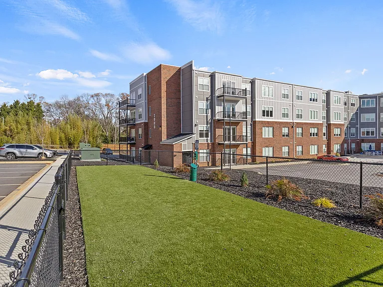 Park View Greer — Photo 30
