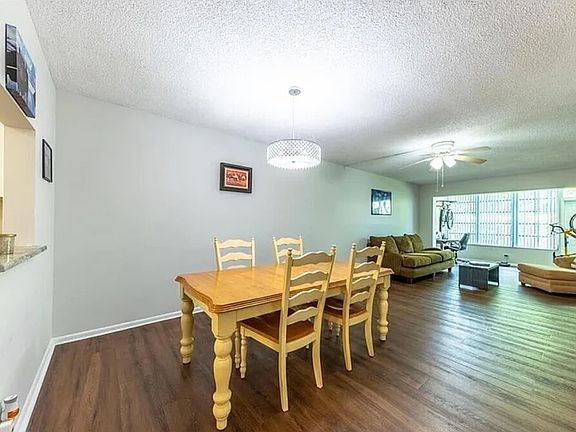 5th image of 2800 SW 22nd Ave APT 103