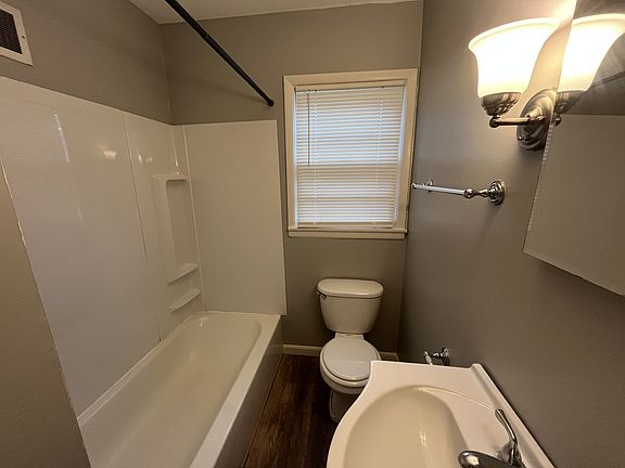 4th image of 6531 N 34th St