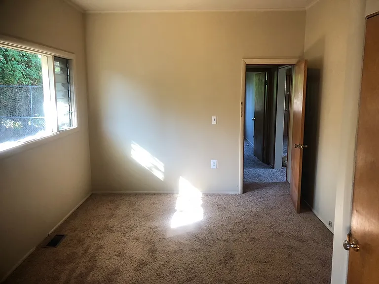 801 Puget St — Photo 3