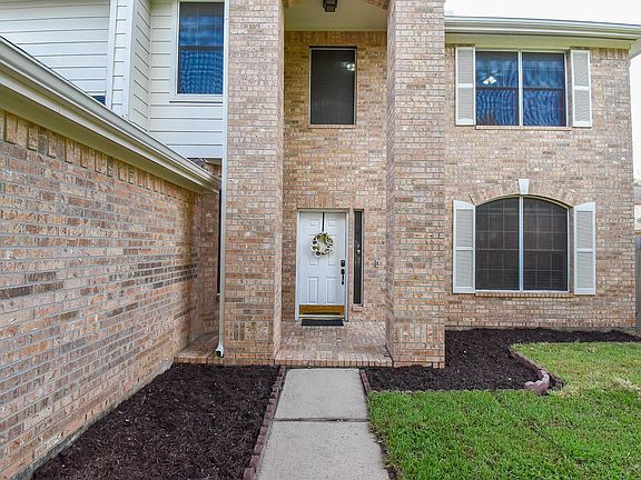 4th image of 1607 Rustic Hollow Ln
