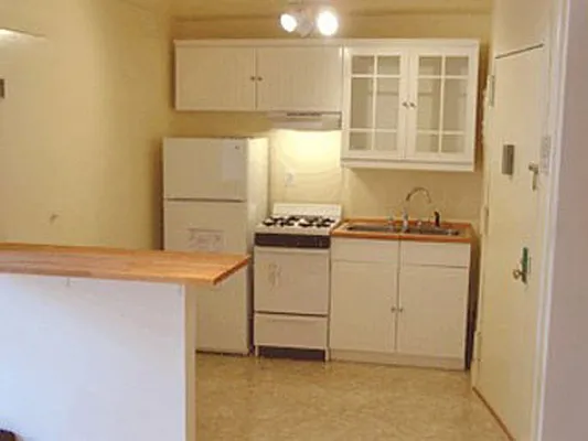 Rented by Halstead Real Estate | media 5