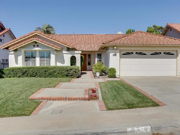 2510 Coronado Pl, Vista, CA 92081