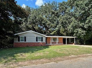 360 4th Ave, Chickasaw, AL 36611