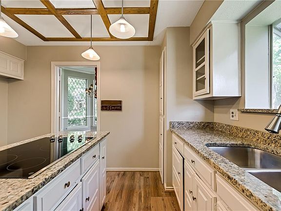 4th image of 6214 Liberty Hill Ln