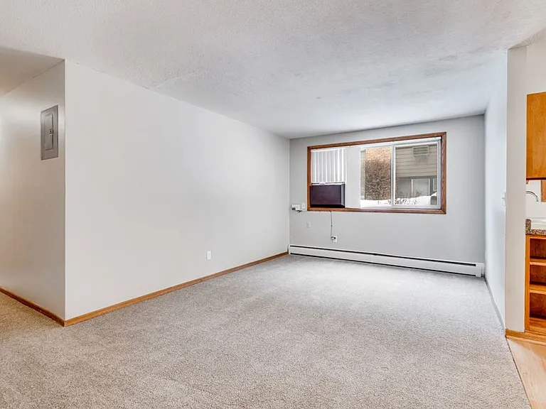 Moore Lake Apartments — Photo 46