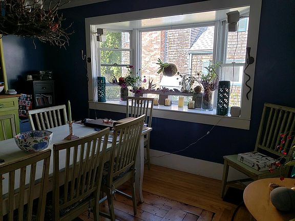 4th image of 12 Cottage Ct