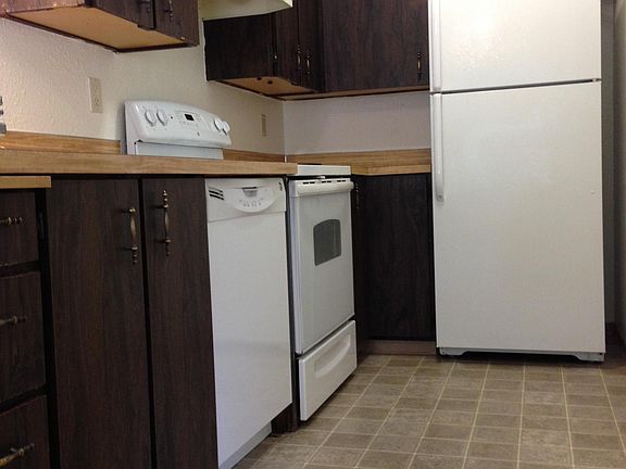 3rd image of 12212 112th Avenue Ct E APT 4