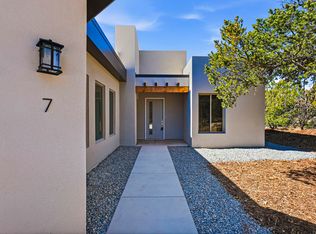 7 Pinon Ridge Rd, Tijeras, NM 87059