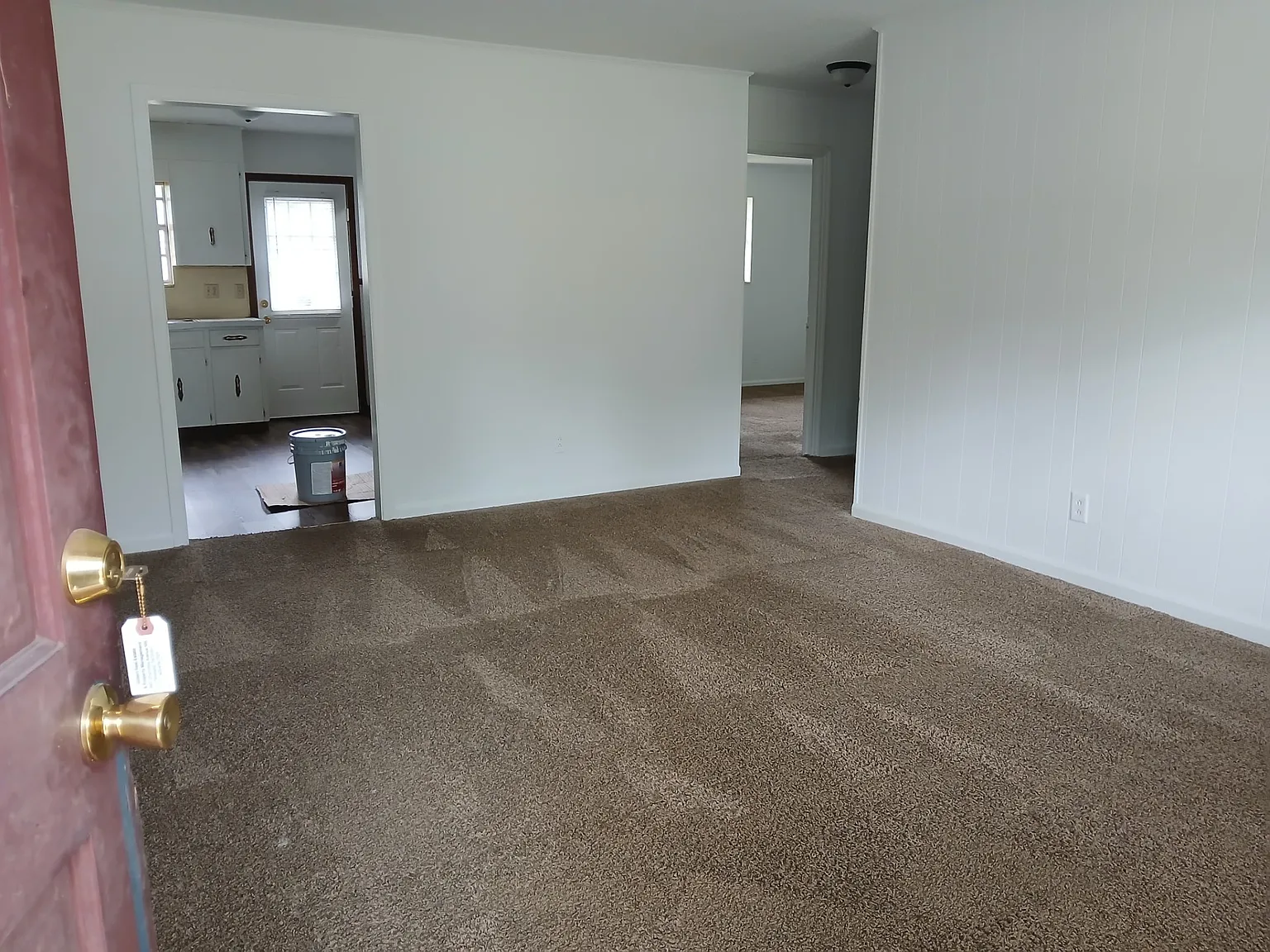2 bed, $975 — Photo 2