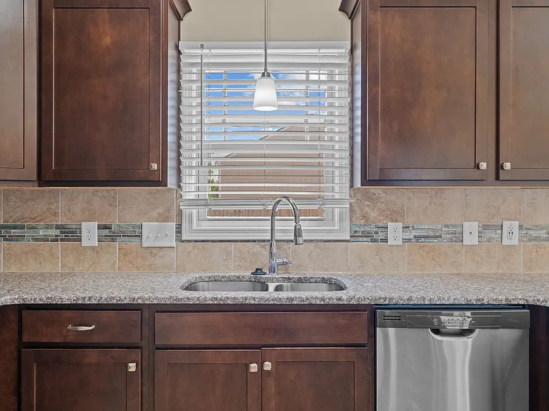 528 Tip Top Ave — Photo 13