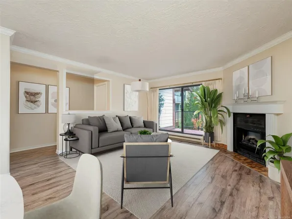 420 Parry St #403, Victoria, BC V8V 2H7