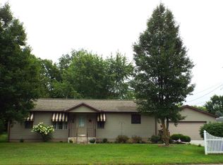 806 S Roosevelt Rd, Knox, IN 46534