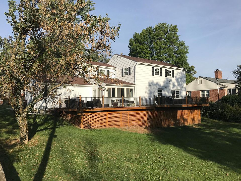 2nd image of 8668 Sturbridge Dr
