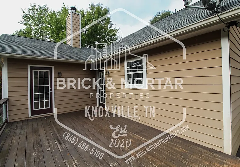 808 Pioneer Dr — Photo 46