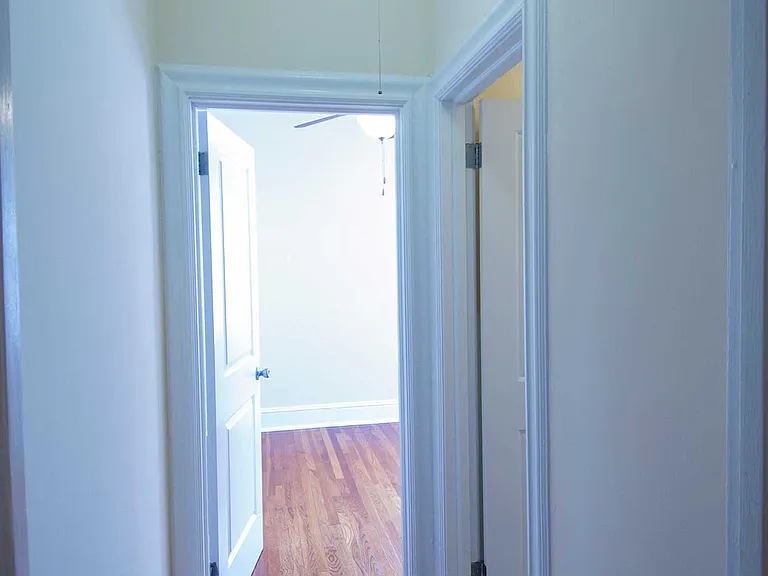 Connecticut Avenue Apartments/Dore/The Abby — Photo 52