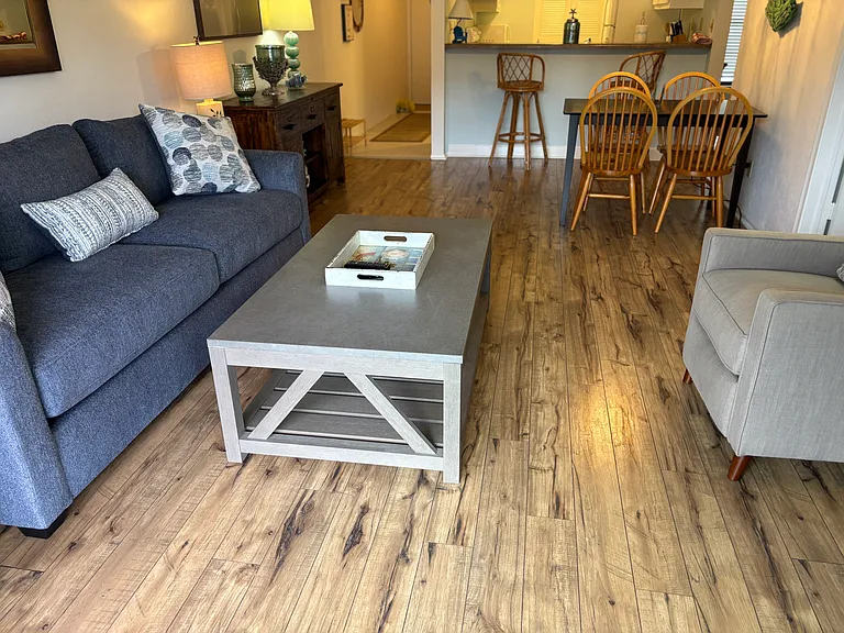 20 Greenbrier St #208 — Photo 8