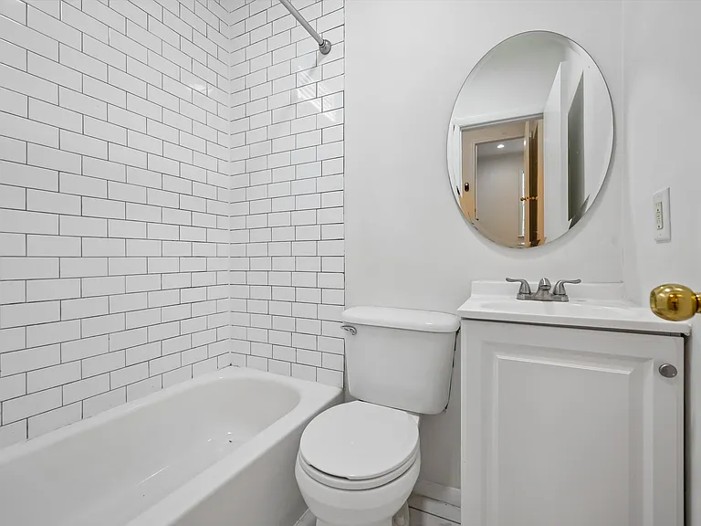 2036 Mount Vernon St #2FF — Photo 3