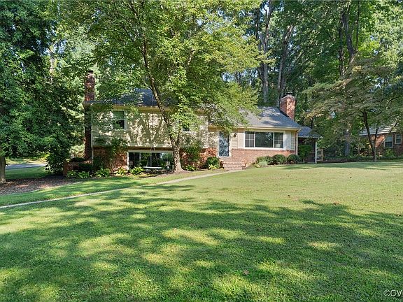 2nd image of 2606 Thurloe Dr