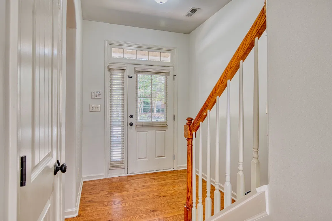 3 bed, 1579 sqft, $2,075 — Photo 3